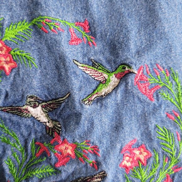 Blue Generation large button front embroidered humming birds flower pocket - Picture 8 of 15